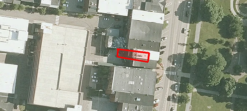 34 Main St