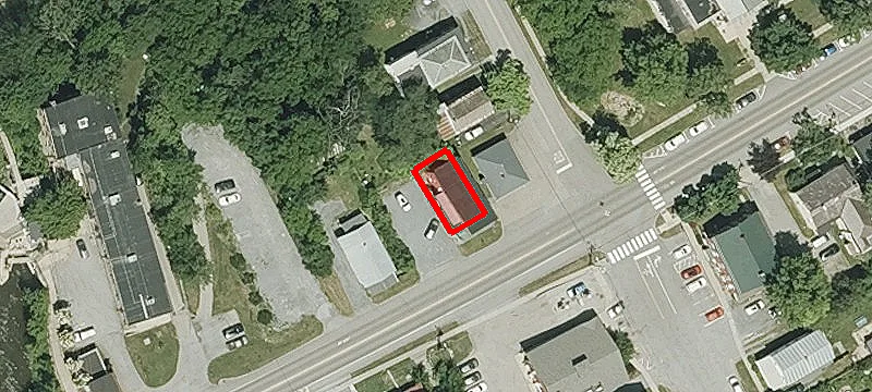 272 Main St