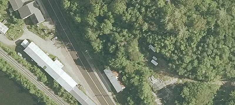 3215 Main St