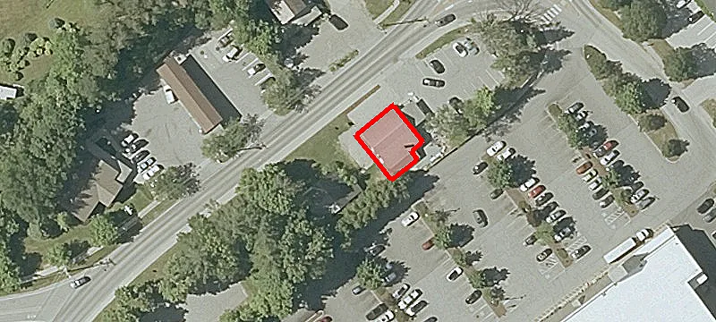 4478 Main St