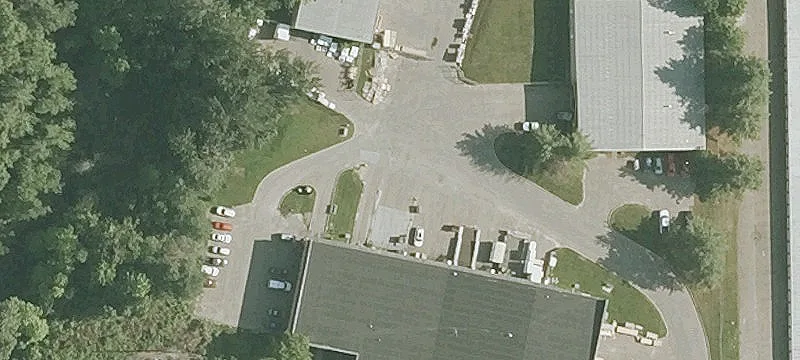 7 Adams Dr