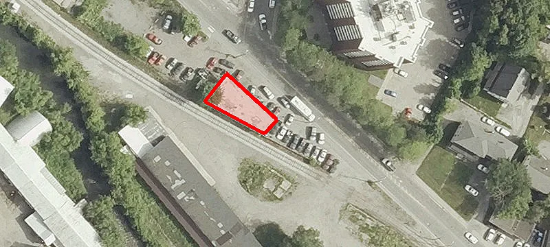 464 Main St