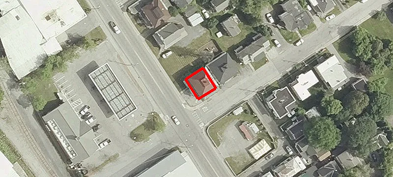 521 Main St