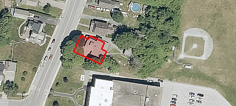 119 Main St