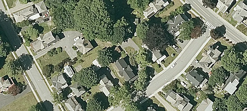 7 Burt St