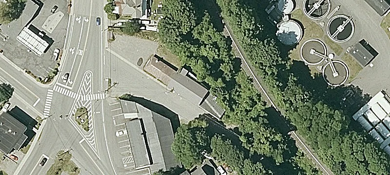 6 Earl St