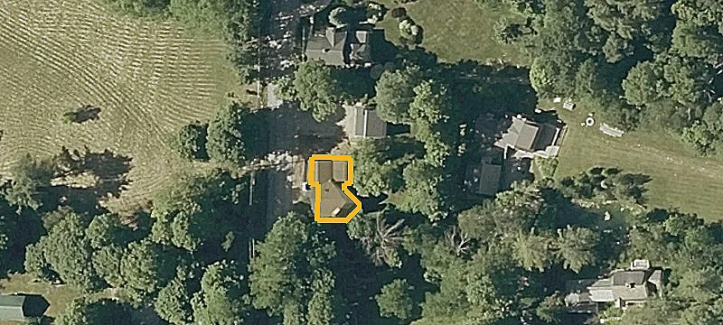 384 Riverbend Dr