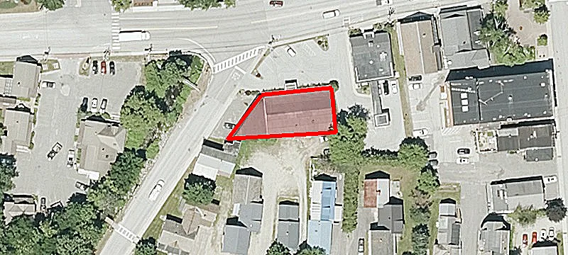 6 Andover St
