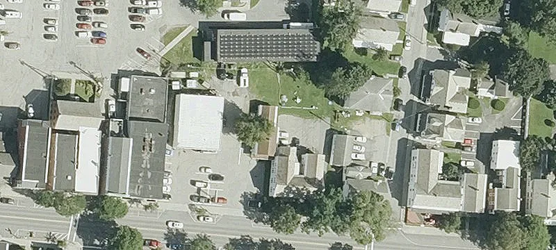 542 Main St