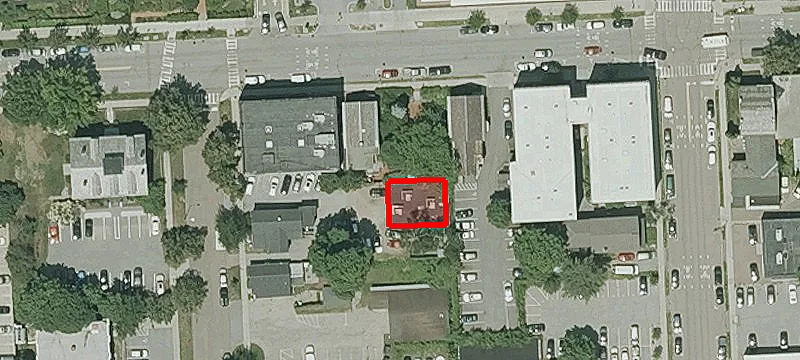 91 College St