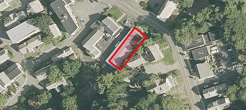 39 Main St