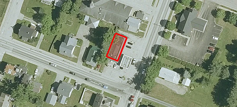 127 Main St