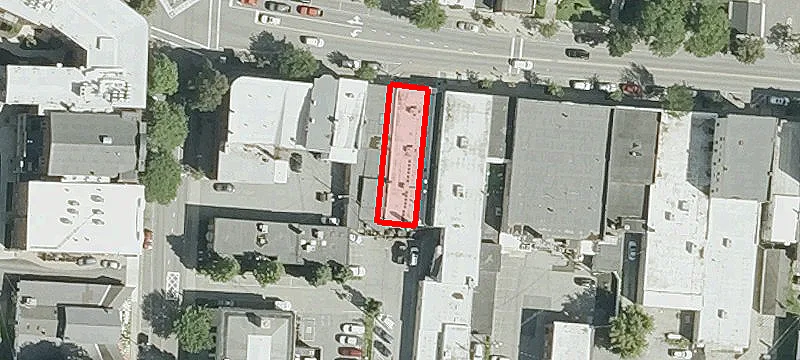 421 Main St