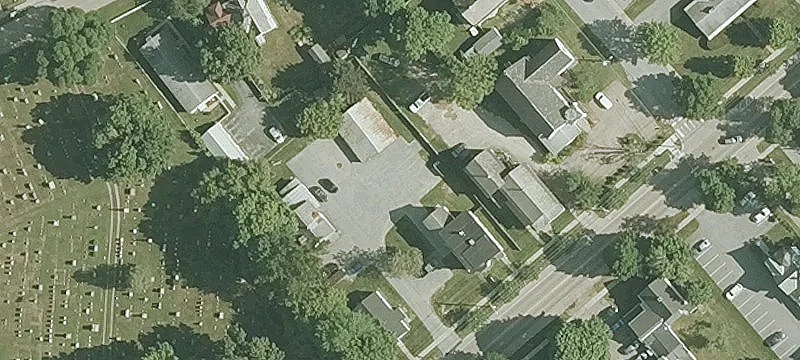 48 Main St