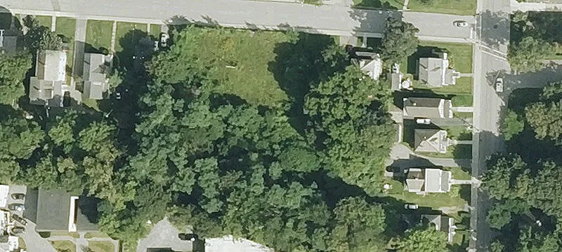 211 Scott St