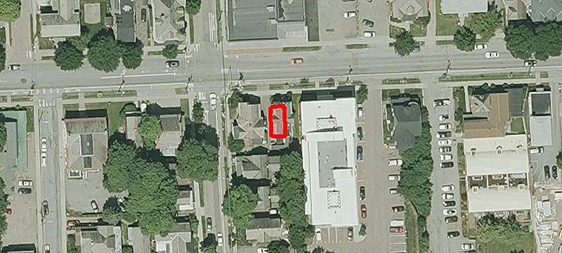 239 Pearl St