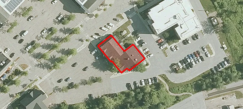 5 Carmichael St