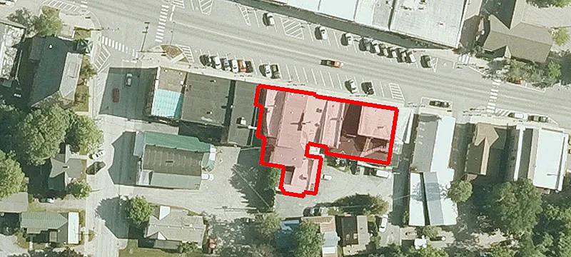 9 Main St
