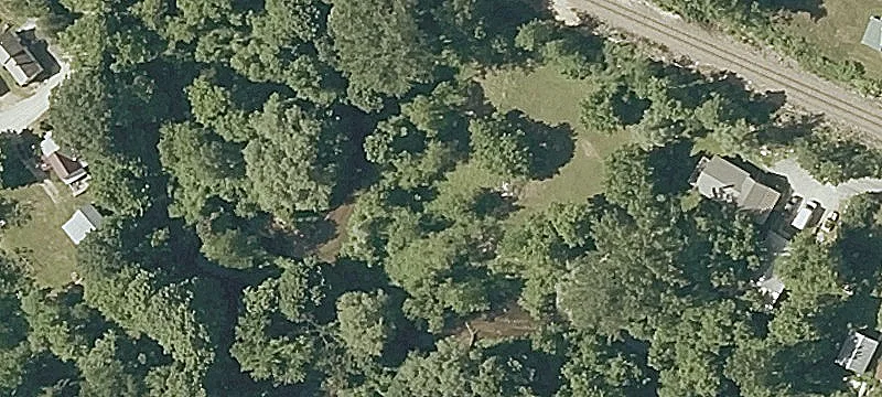 Railroad Ave