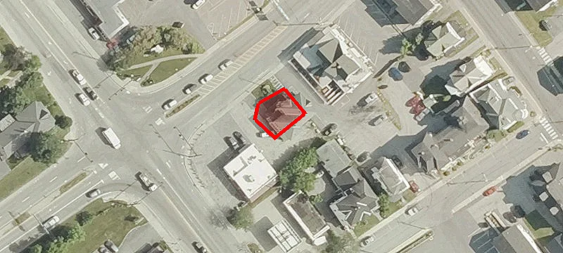 3 Maple Ave