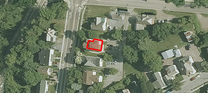465-467 Colchester Ave
