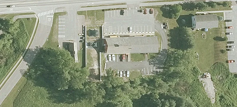 51 Ctr Rd