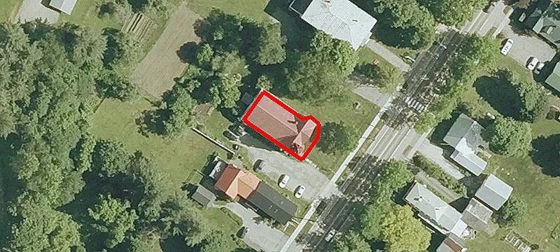 4276 Main St