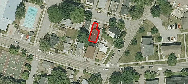 88-90 Oak St