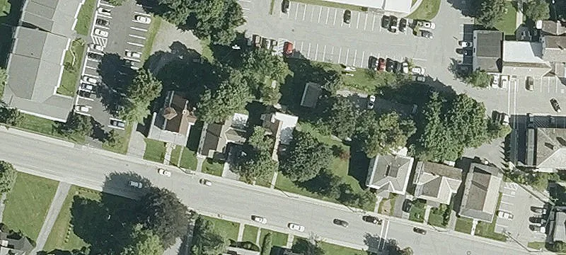 125 Elm St
