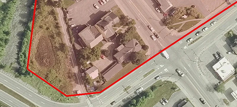 372 Main St