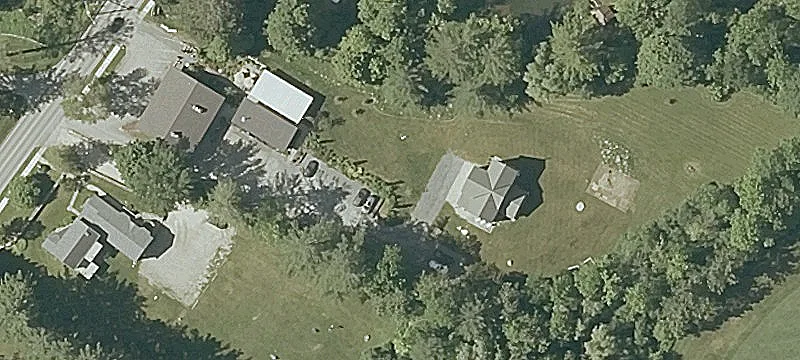 49 Maple St
