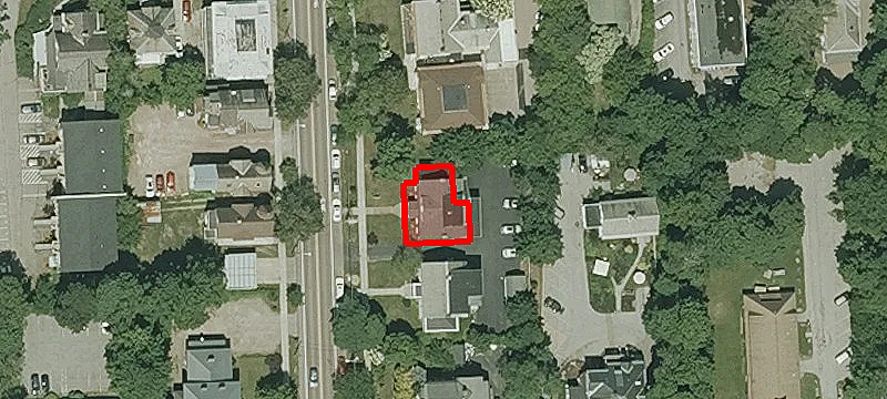 130 Willard St