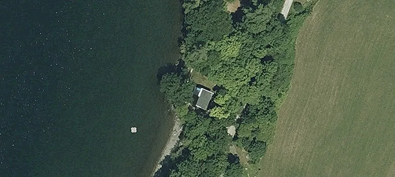 80 White Farm Dr