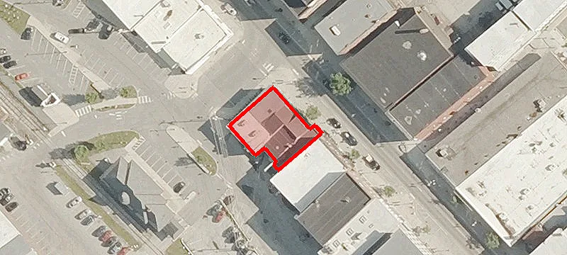 200 Main St