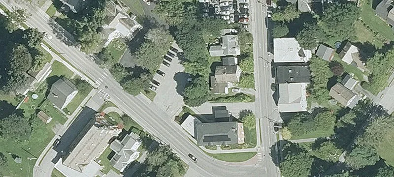 1 Bank St