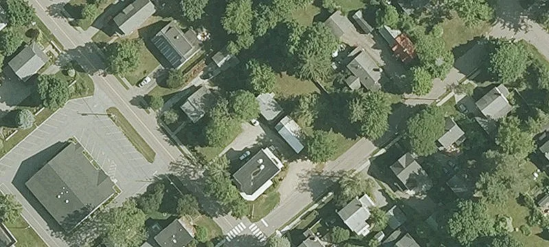 16 Pleasant St