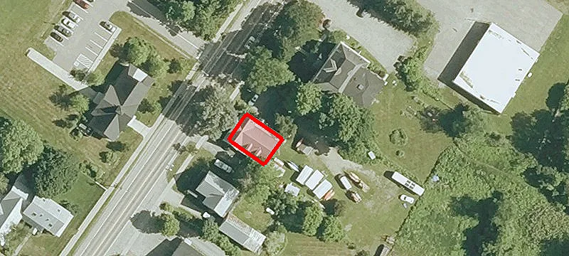 4147 Main St