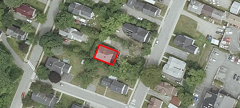 261 Spg St