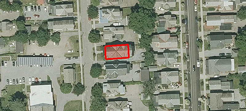 28 Clarke St