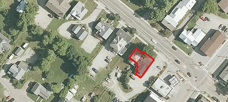 51 Main St