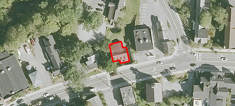 32 Main St