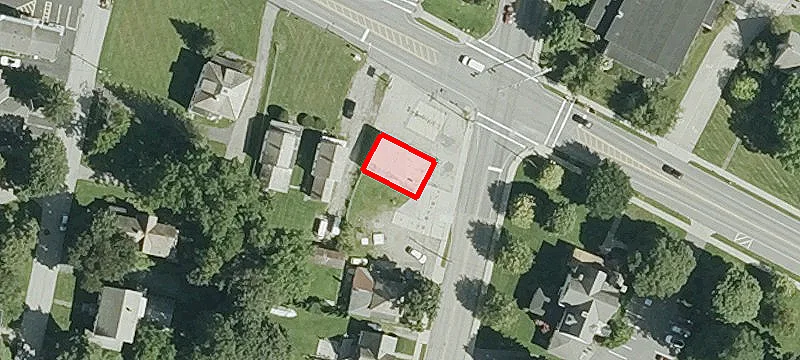 163 Main St