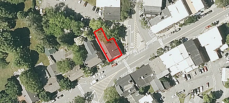9 Central St