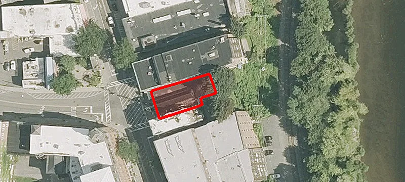 157 Main St