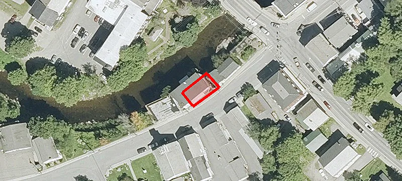 7 Main St