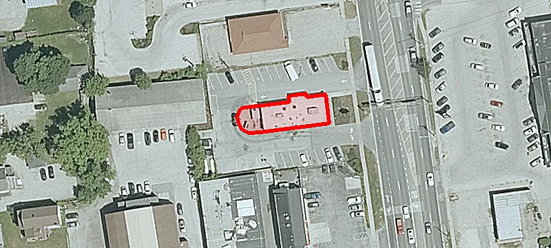 21 Main St