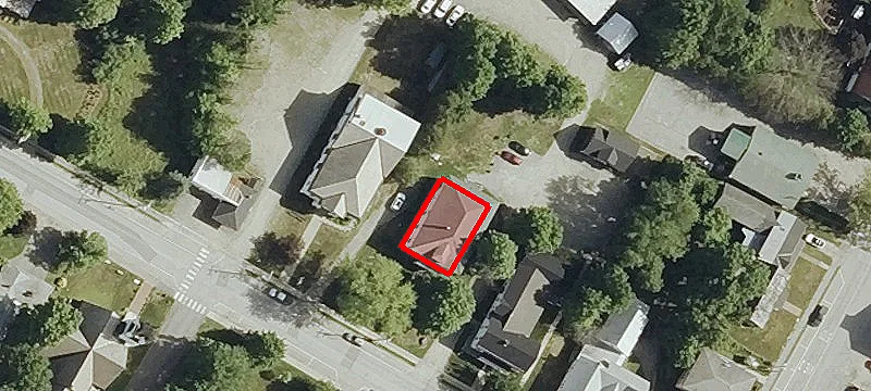 95 Main St