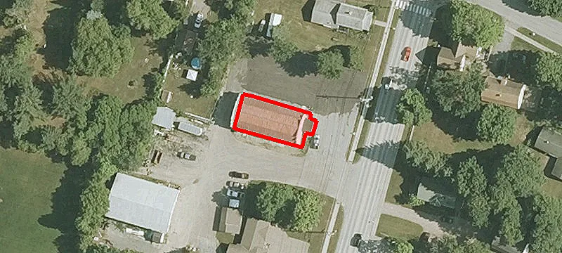 135 Riv St