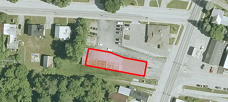413 Main St