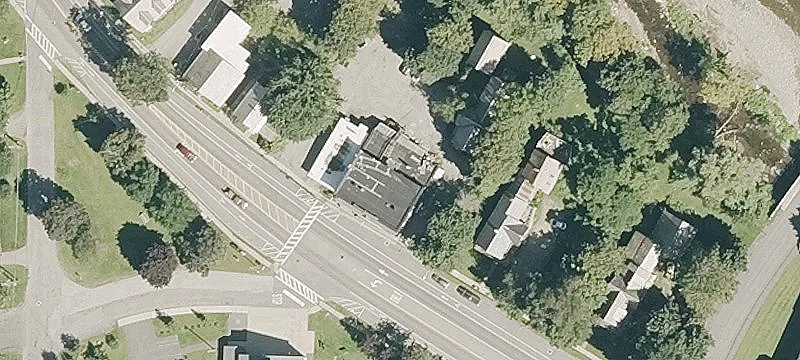 911 Western Ave